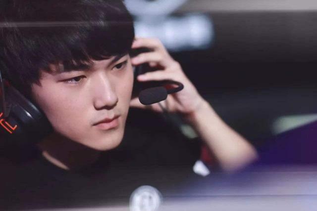 jL在被淘汰出Major后：“以如此伤感的方式结束赛季，我们在通往Major的路上迷失了自己，无法重新振作起来。”